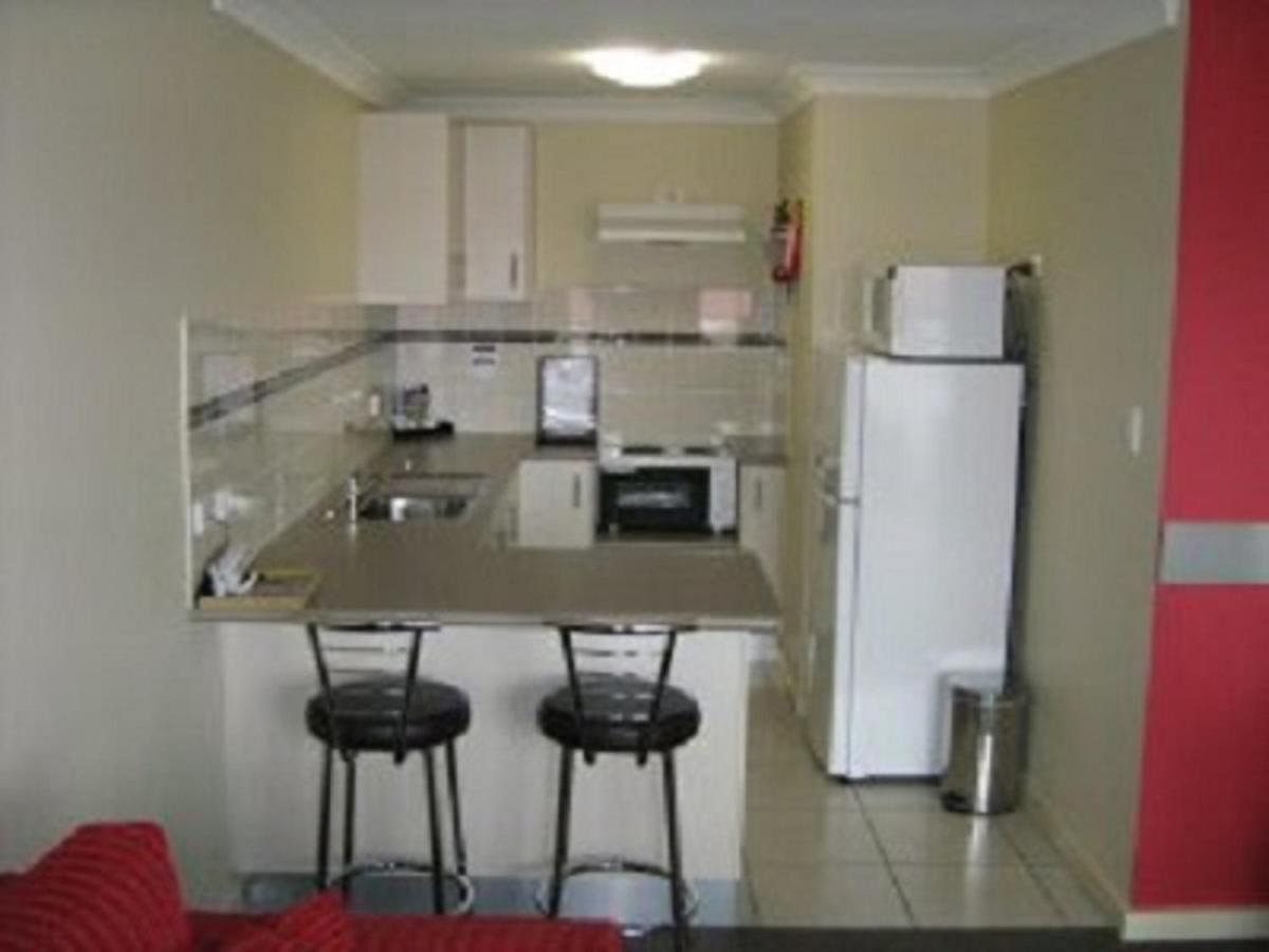 דובו Cattlemans Country Motor Inn & Serviced Apartments מראה חיצוני תמונה